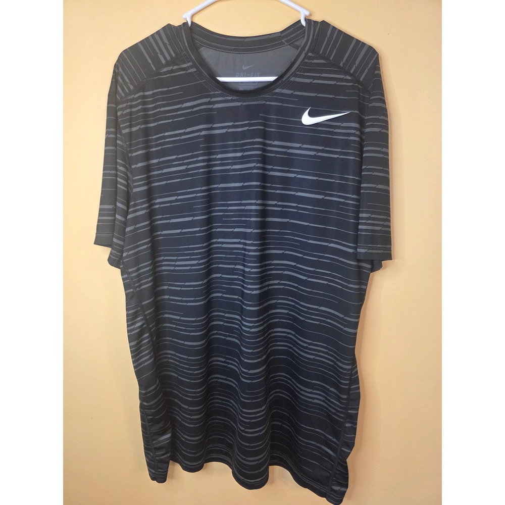 Nike Dri-FIT Fitted Mens XXL Black Gray Striped Short Sleeve Training Shirt